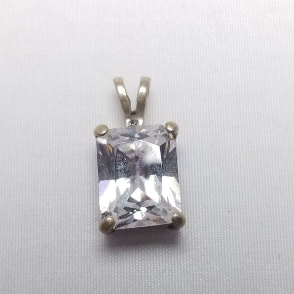 Vintage Sterling Silver Emerald Cut CZ Pendant, Sparkly Charm, Nice Size - Picture 6 of 7